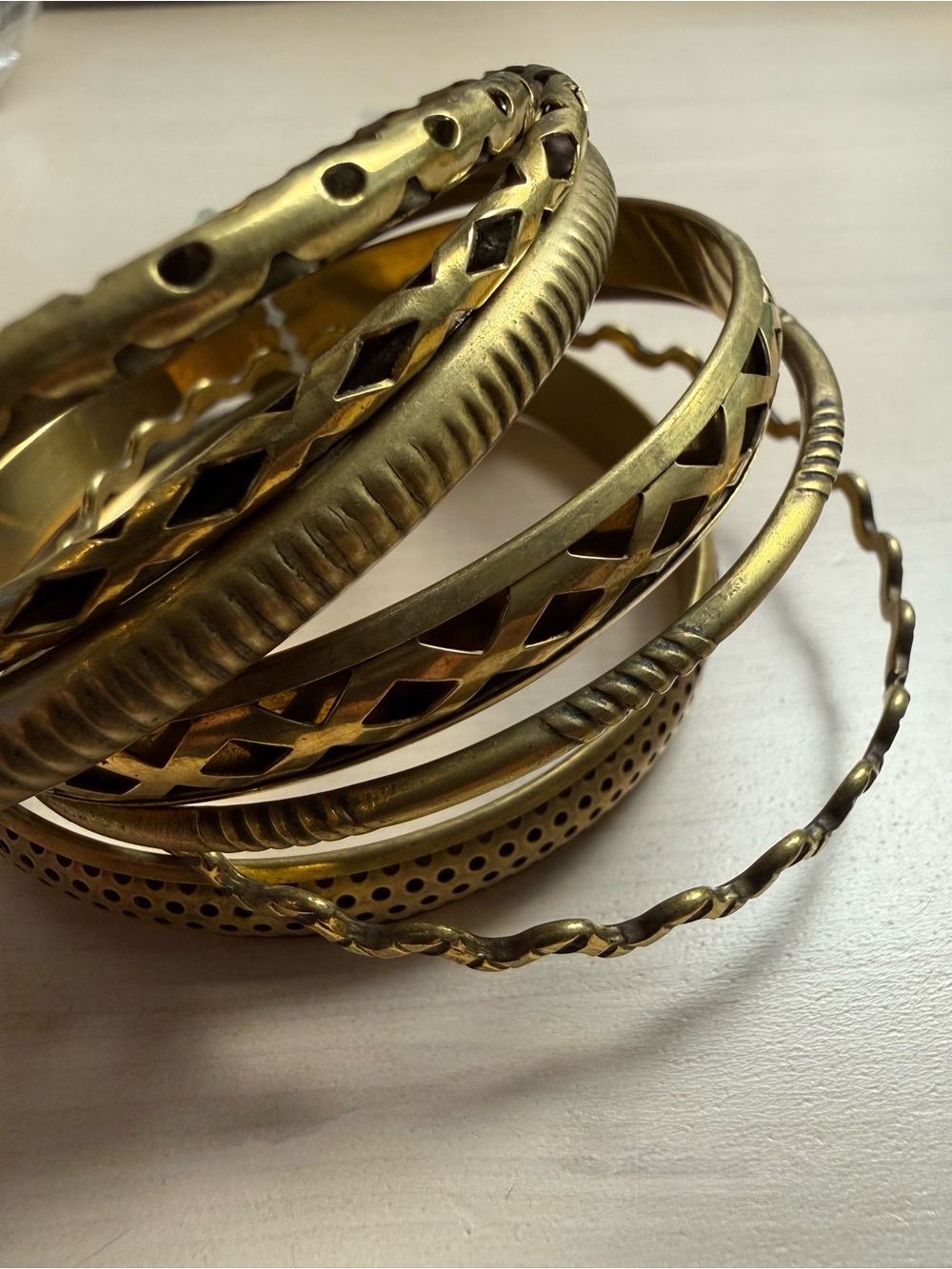 Madewell Set of Vintage Brass Tone Bangle Bracelets - Gold y2k made in India